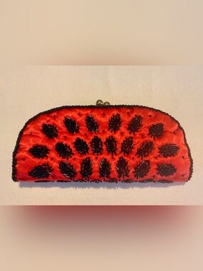 Vintage Red Beaded Satin Evening Strawberry 🍓 Clutch with Black Embellishments